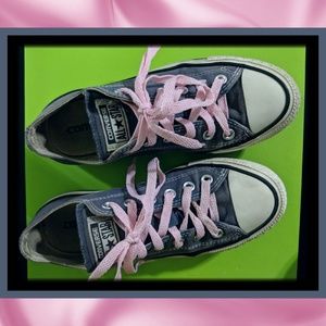 Pre-loved Navy Blue Converse